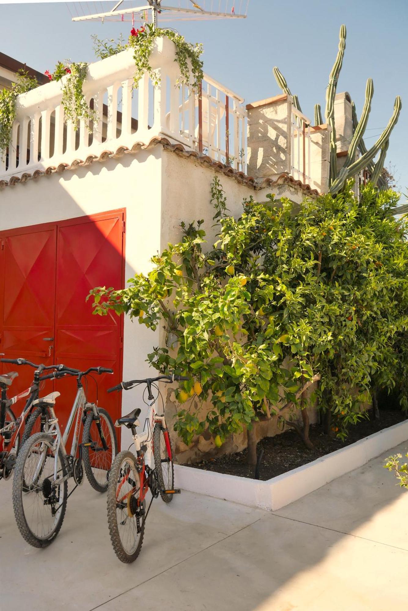 Dimora Dana Bed & Breakfast Pollutri Exterior foto