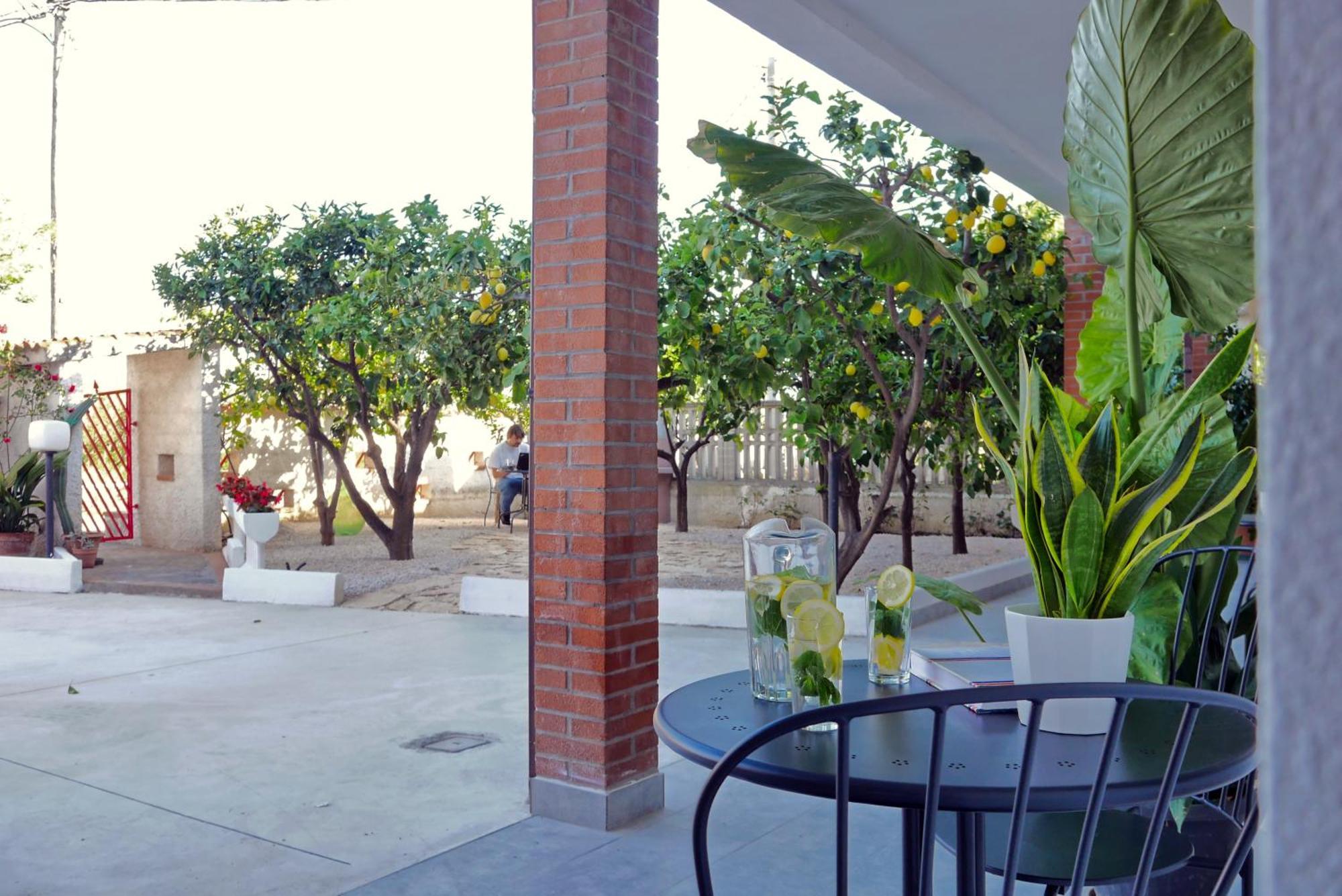 Dimora Dana Bed & Breakfast Pollutri Exterior foto